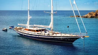 Princess X95 yacht (Princess, 29m, 2023)